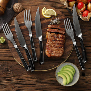 Damascus Serrated Steak Knife Set of 6 with Case, 5 Inch Serrated Steak  Knife, 67 Layers Steel Blades Hand-sharpened to 15°, Non-slip G10 Ergonomic